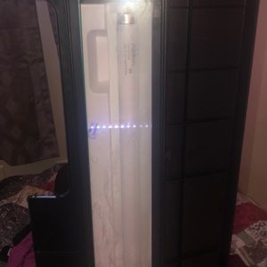 Aquarium 20 gallon hood.